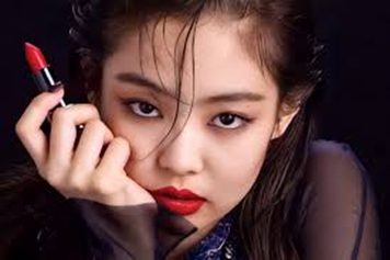 JENNIE