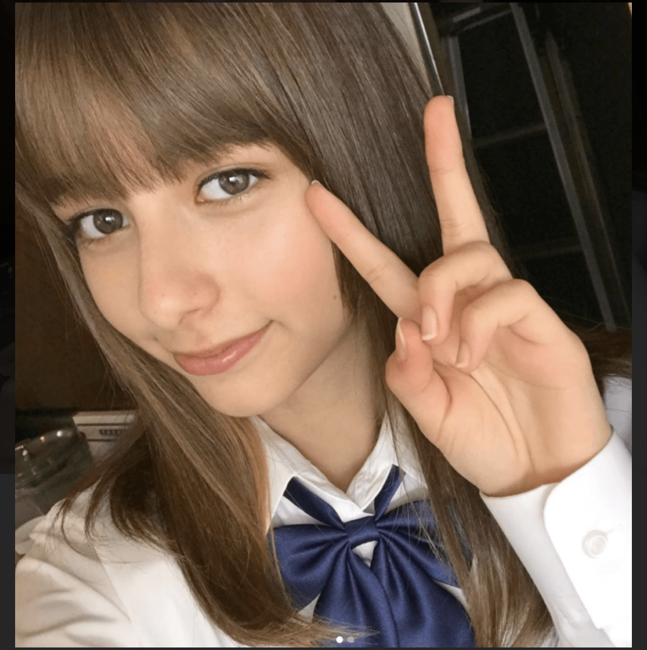 制服の女性