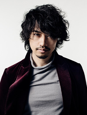 パーマの男性